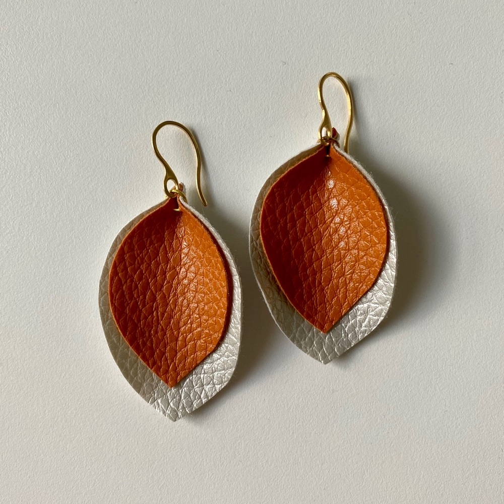Earrings 2 layers, faux leather.